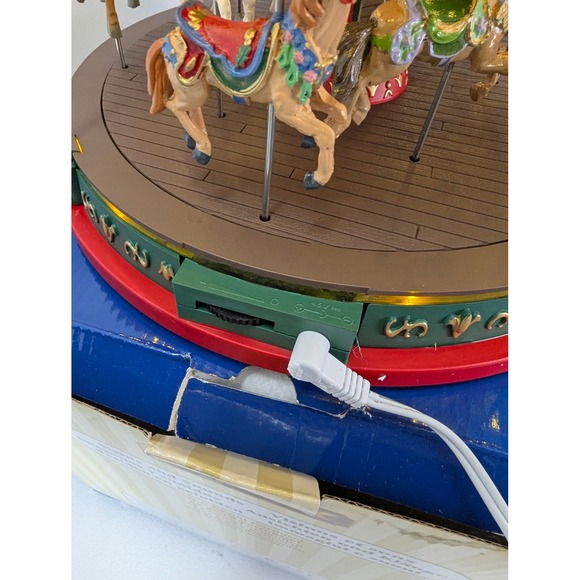 Lemax The Grand Carousel Animated Sights & Sounds Christmas Village 2013 - Picture 7 of 16